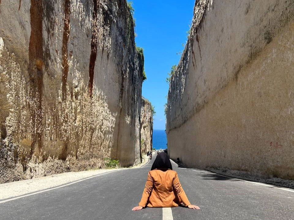 Sunset Romance Uluwatu